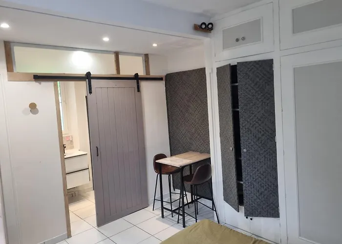 Gare - La Blancheraie 3*